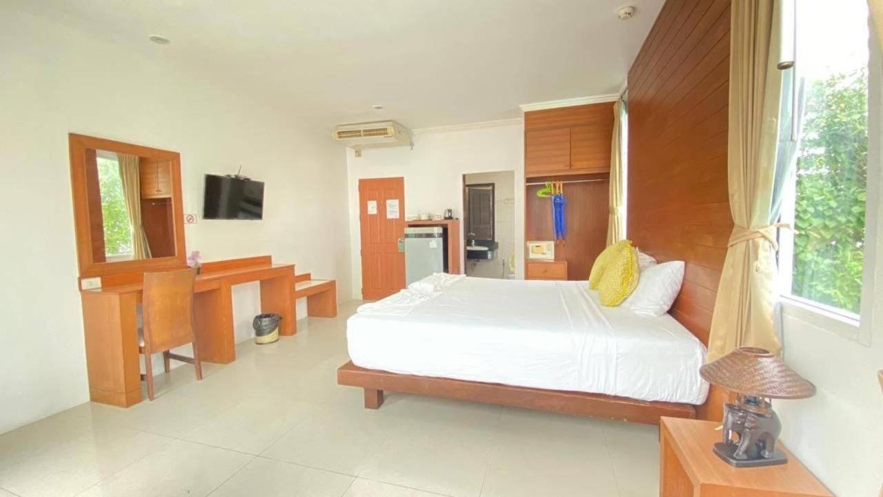 Sukcheewa Residence Phuket Patong Quarto foto